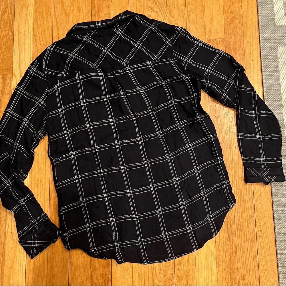 Rails Red Hunter Navy Snow Plaid Flannel Shirt Size Size Medium - Picture 6 of 6